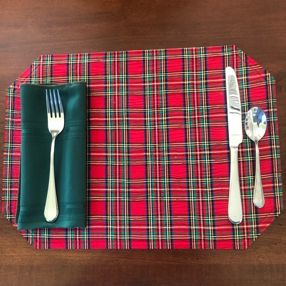 4 Holiday Placemats❗️❗️❗️❗️
